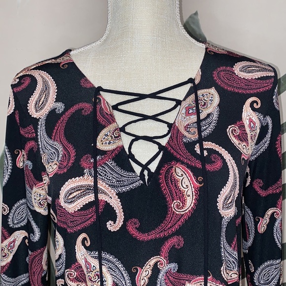 WHBM Long Sleeve Paisley Printed Blouse - Picture 5 of 12